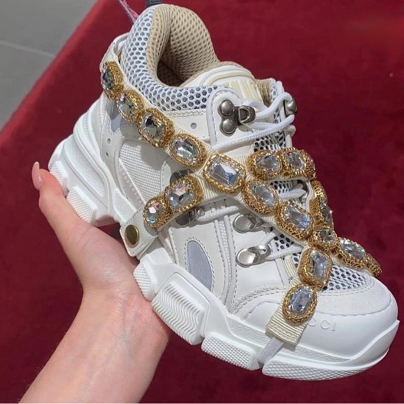 New Gucci Flashtrek white with stones size 39 with box and dust bag - Picture 1 of 12